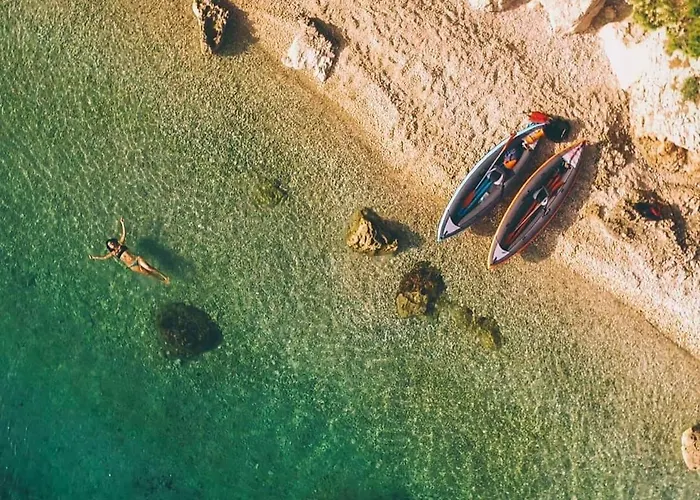 Апартаменти Jarak Near