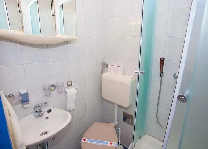 Jarak Near Апартаменти